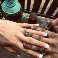 ExoticCouple0420's Offline Chat Room
