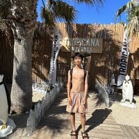 younghighschooolteen webcam thumbnail