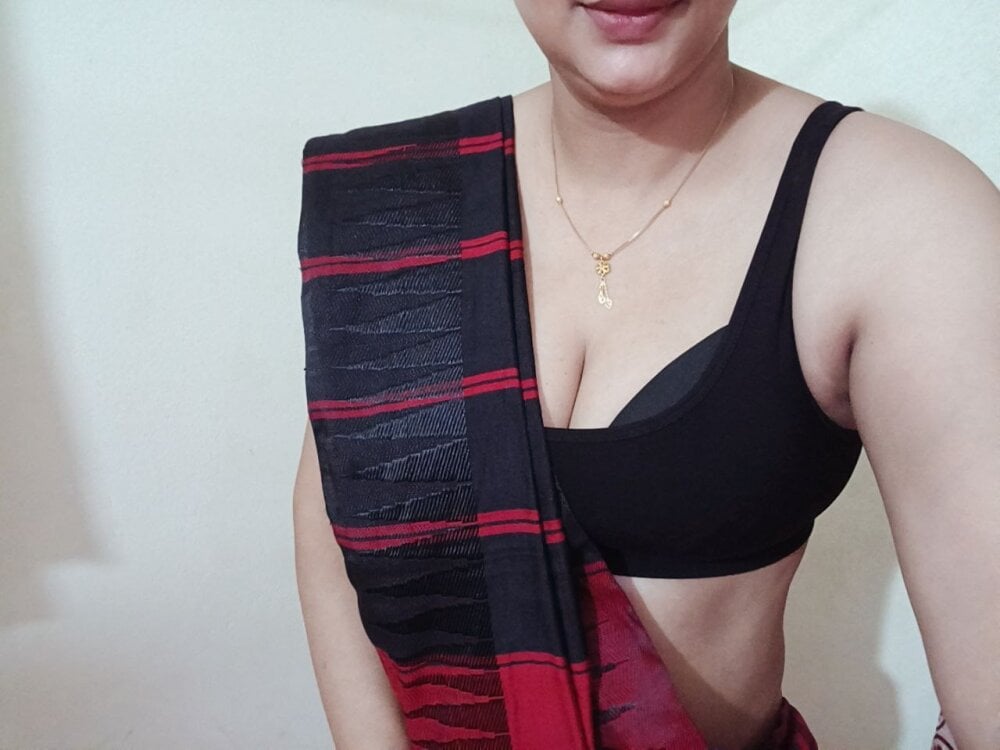 Priya_Boudi profile