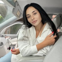 Polina_Charm's Offline Chat Room