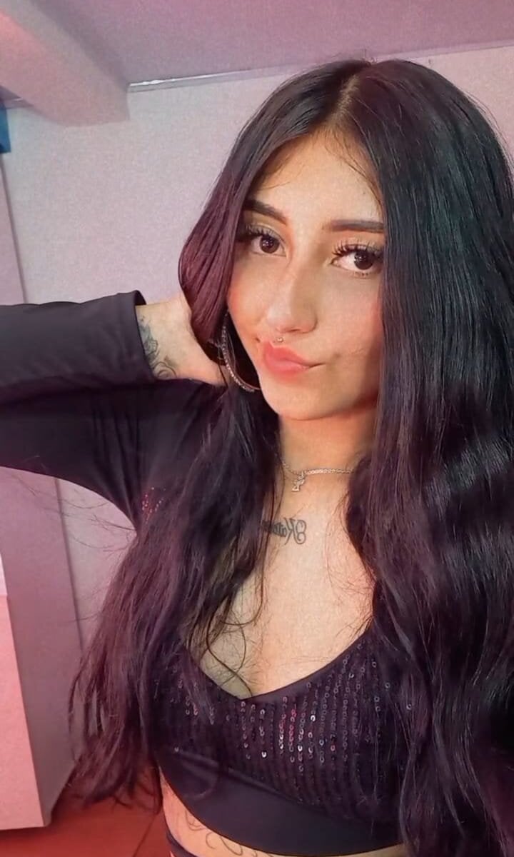 spidermann_y_natalia from stripchat