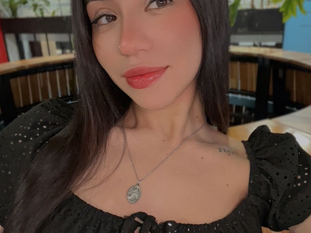 stripchat izabella_arfit webcam profile pic via sexcam3d.net