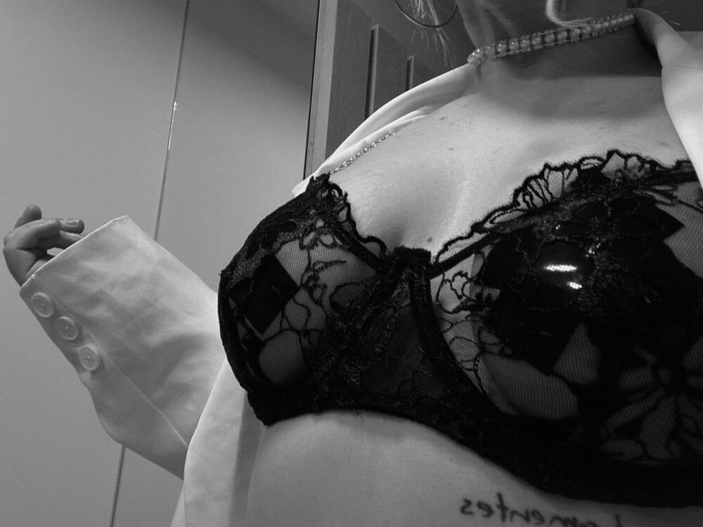 stasia_couple from stripchat