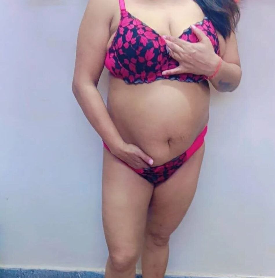 desi_couple72 from stripchat