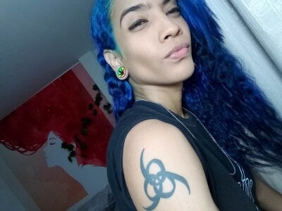 Amy-blue
