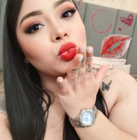 Cloe_Connelly's Offline Chat Room