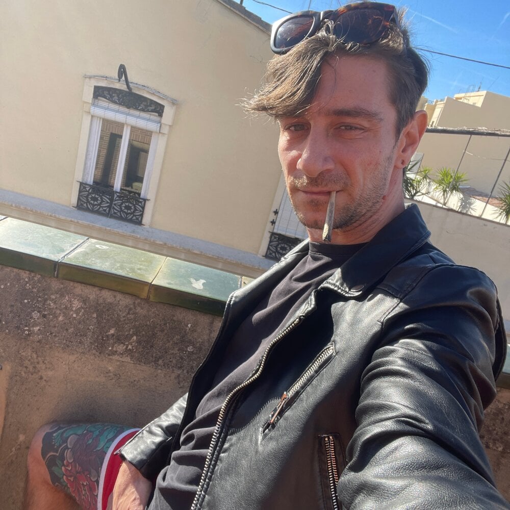 _Lordjizz's Offline XXX Chat