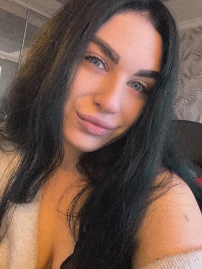 miya_star from stripchat