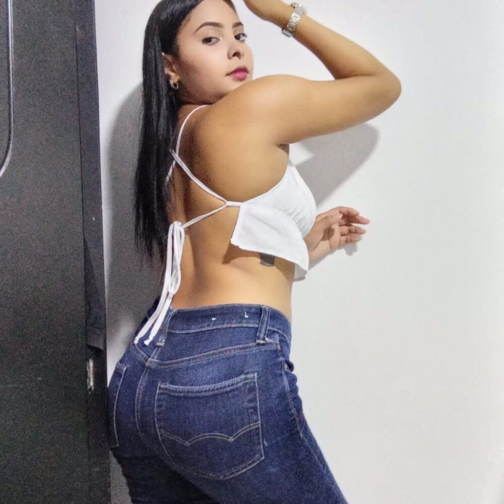 Alejandra_honei profile