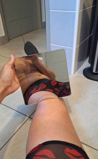 Roju69 Male Ejaculation Cam Naked