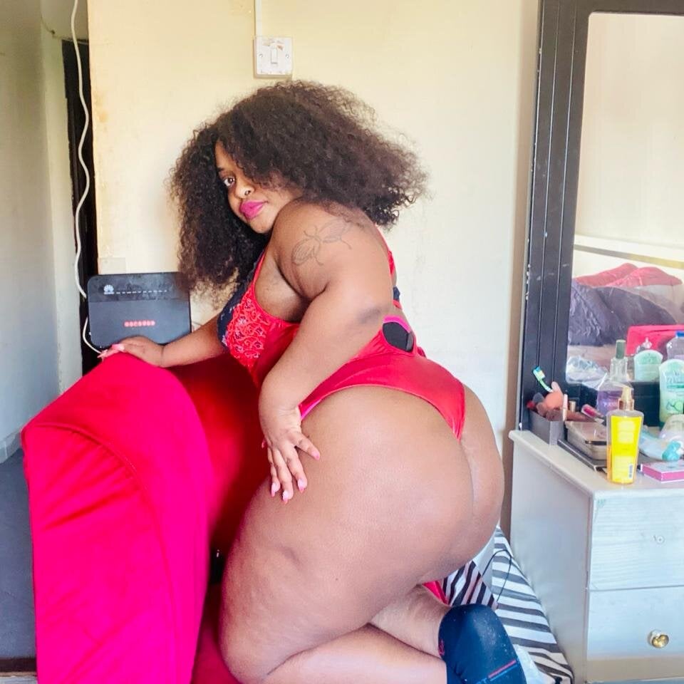 thickyelliana profile