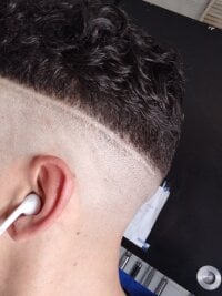 JuicyBigcock@xh's webcam live show