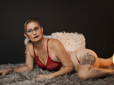 Jade_squirtt - deepthroat