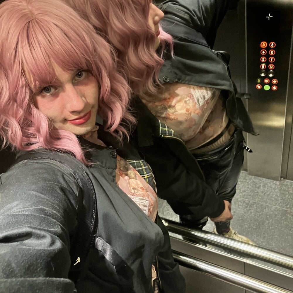 CDLukeLucy420 离线XXX聊天