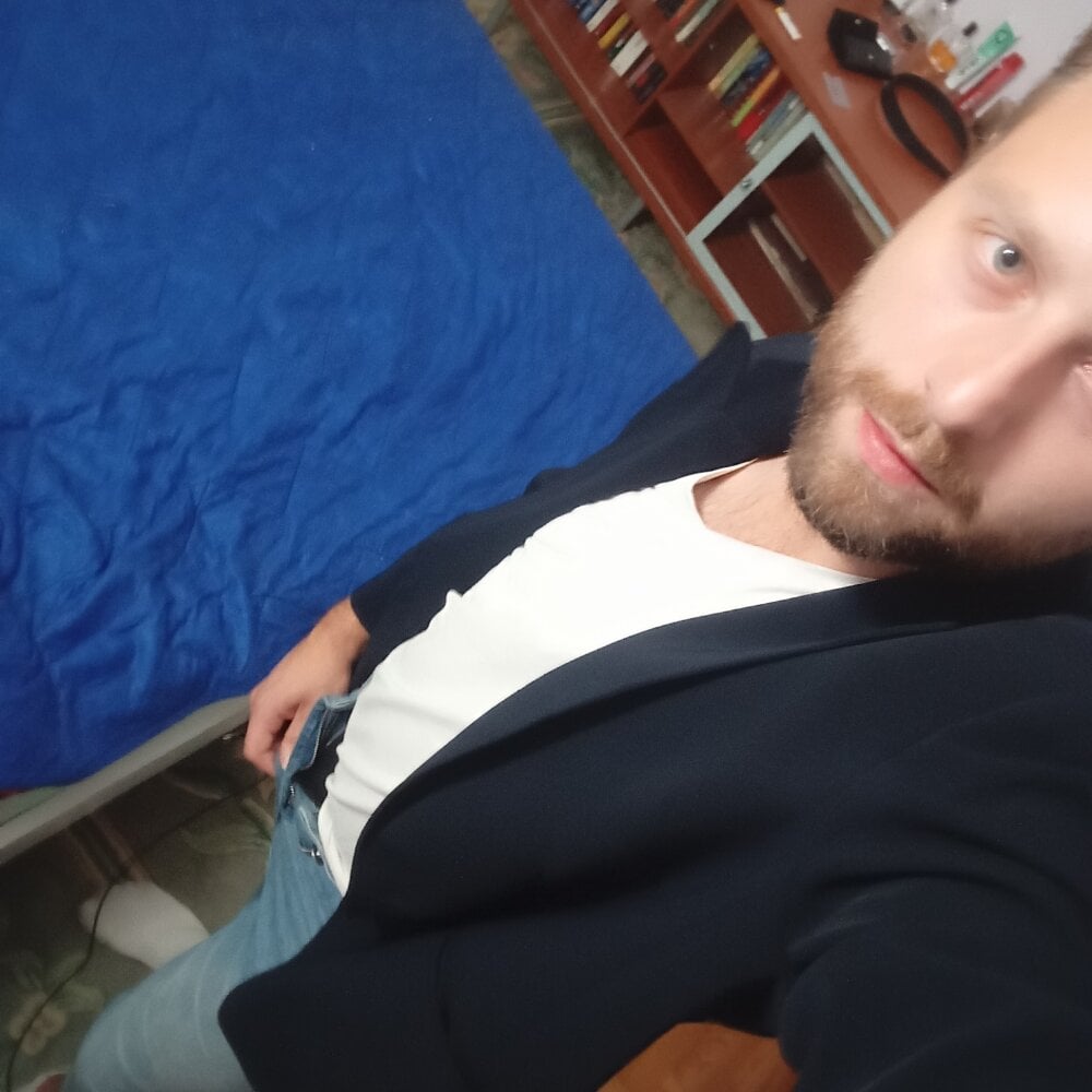 houseofcums from stripchat