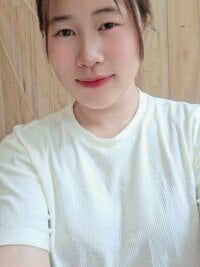 MayLo002's webcam live show