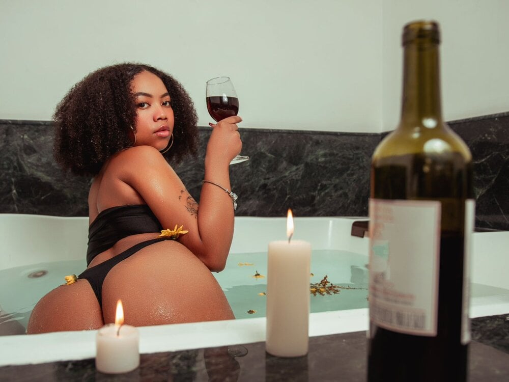 destiny_storm webcam livesex profile in ebony-land cams