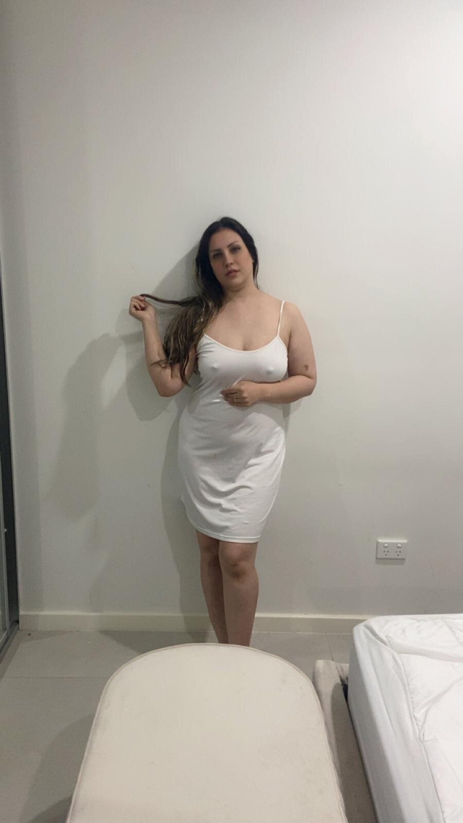 Sexyhotwife2010