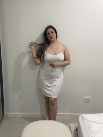 Sexyhotwife2010
