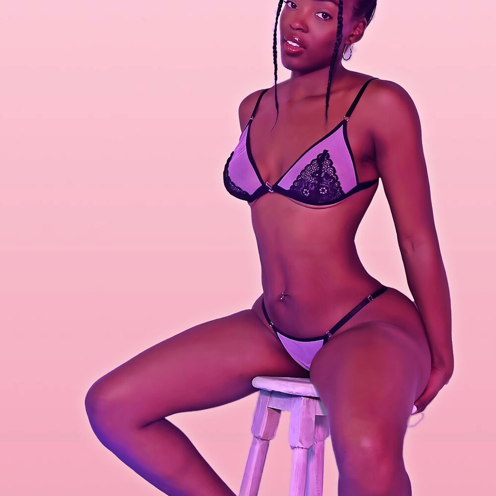 nahomibrown8
