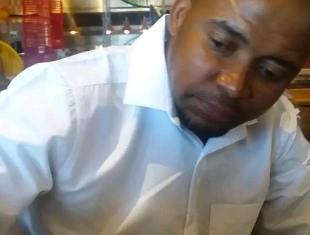 CuMinYoAss' Offline XXX Chat