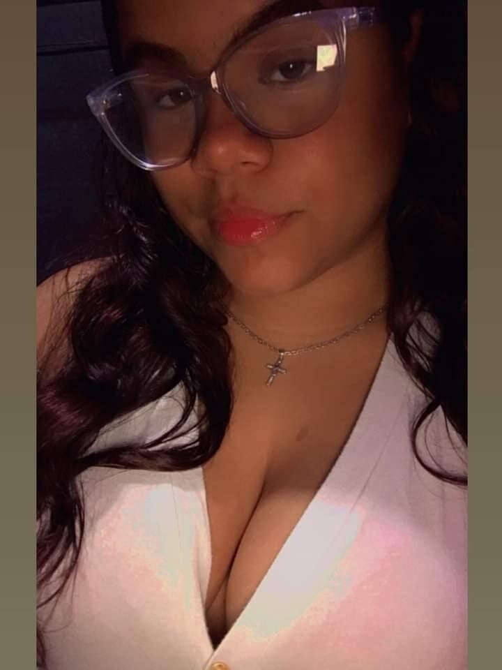 sexlivecamsites.com ari_nny livesex profile in english cams