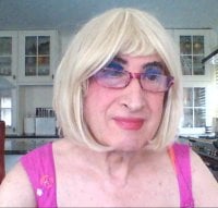 lingeriegirl@xh's Offline Chat Room