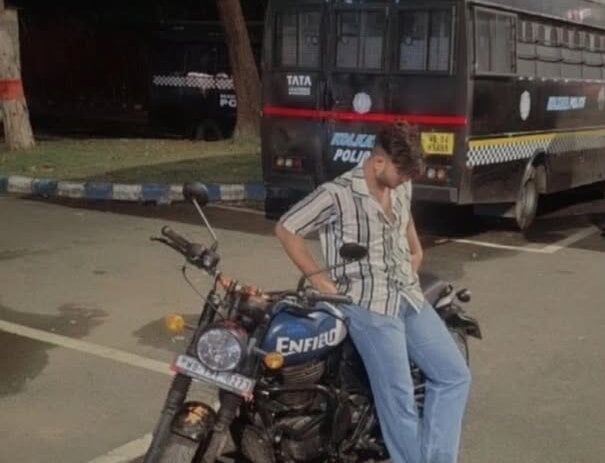 aashutosh80894's Offline XXX Chat