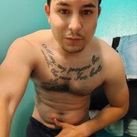 HornyStraight_guy's Live Webcam Show