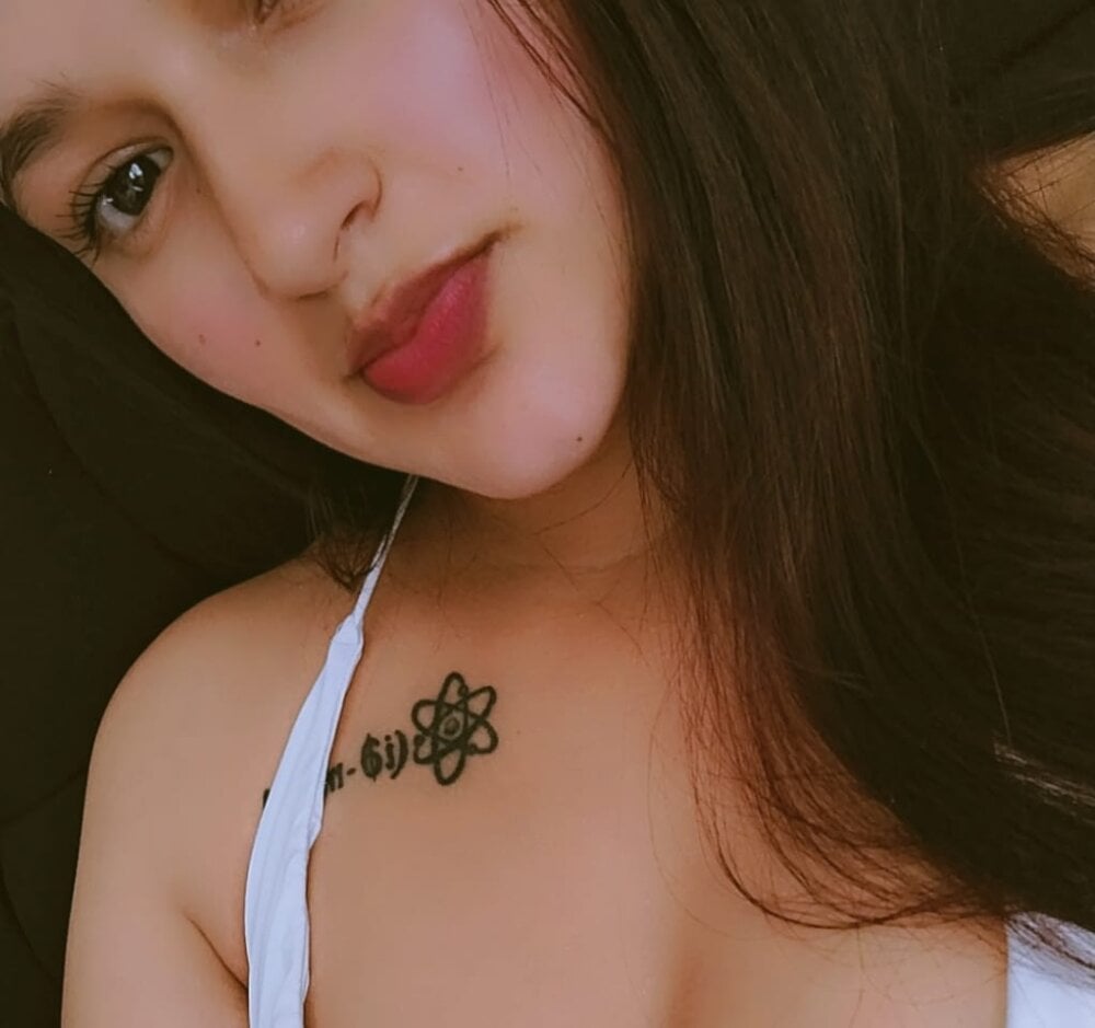 stripchat bianca_luxxx