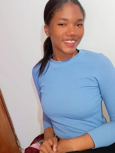 MISSANDRE4 - Stripchat Couple 