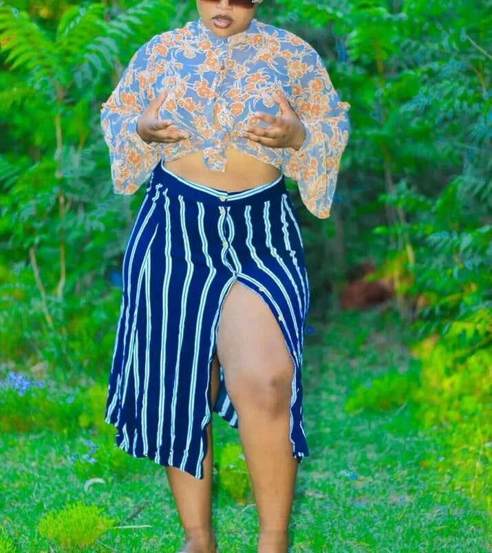 AYESHAX profile