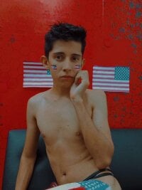 gomitaboy_1's webcam live show