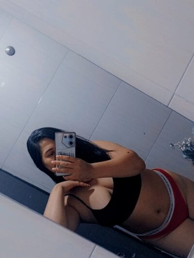 Alii_cooper
