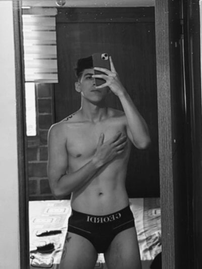 Alan_phoenix Male Spanking Webcam Naked