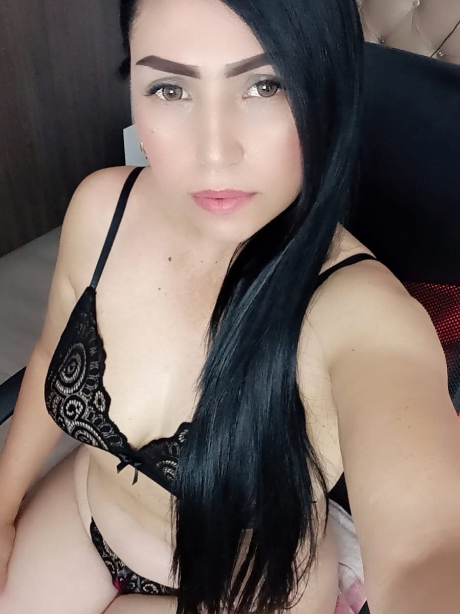 cheapadultsexcams.com chelsyfox1 livesex profile in hairy cams