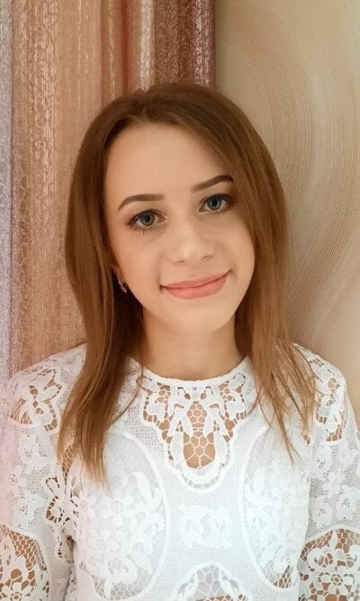 Tasia_uci Female Petiteyoung Adult Live Webcam
