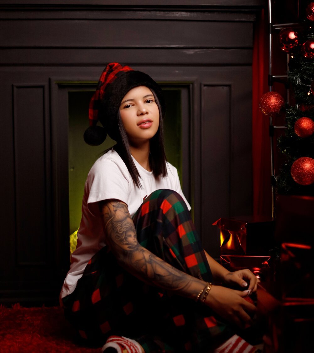 bestlivesexchat.com lizzmartin livesex profile in small-tits cams