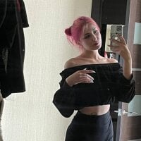 Kelly-Sims's webcam live show