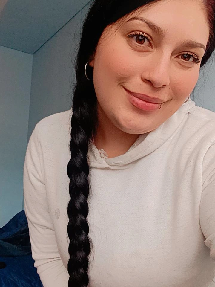 Sally_Rendon's Offline Chat Room