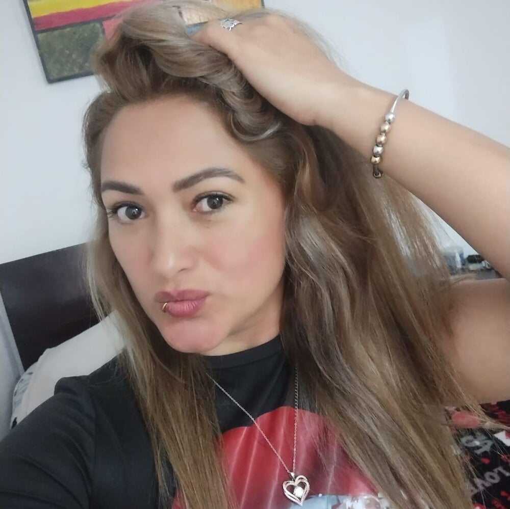 glamcambabes.com abie_spicy livesex profile in southern-part-of-the-usa cams