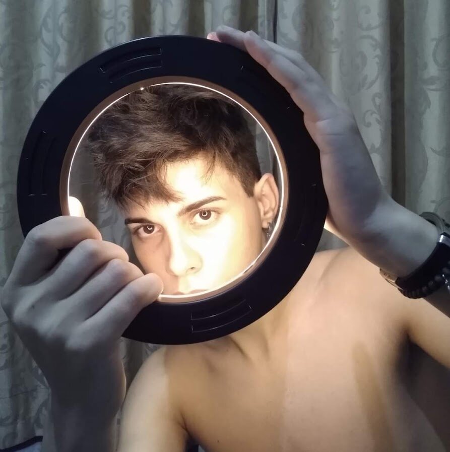 Axieh