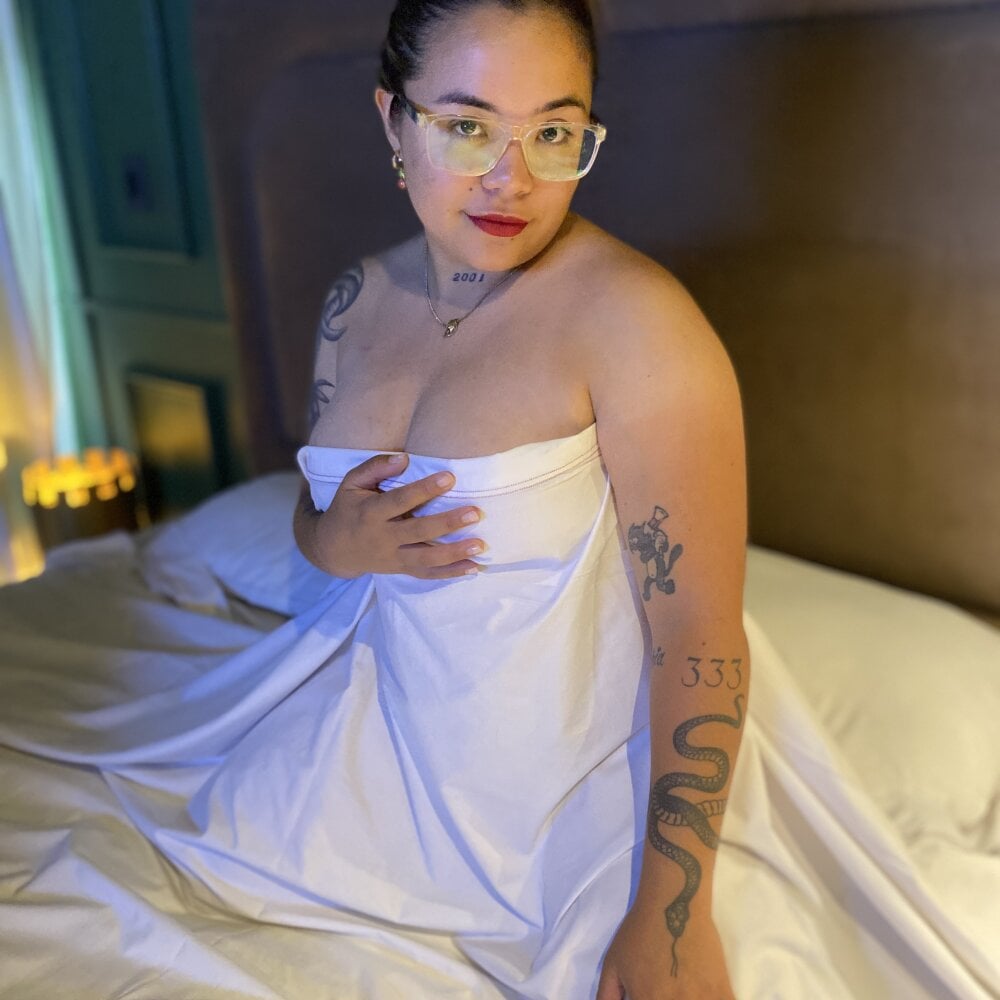 Lindalatina2001 profile