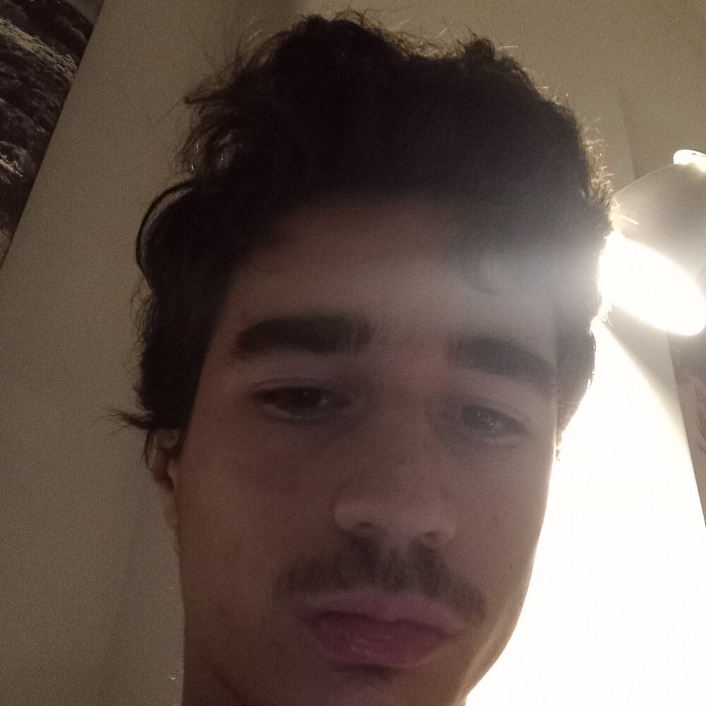 gil__2004 from stripchat