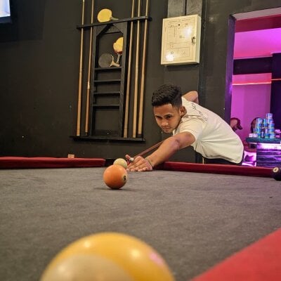 Aaron_Zayne