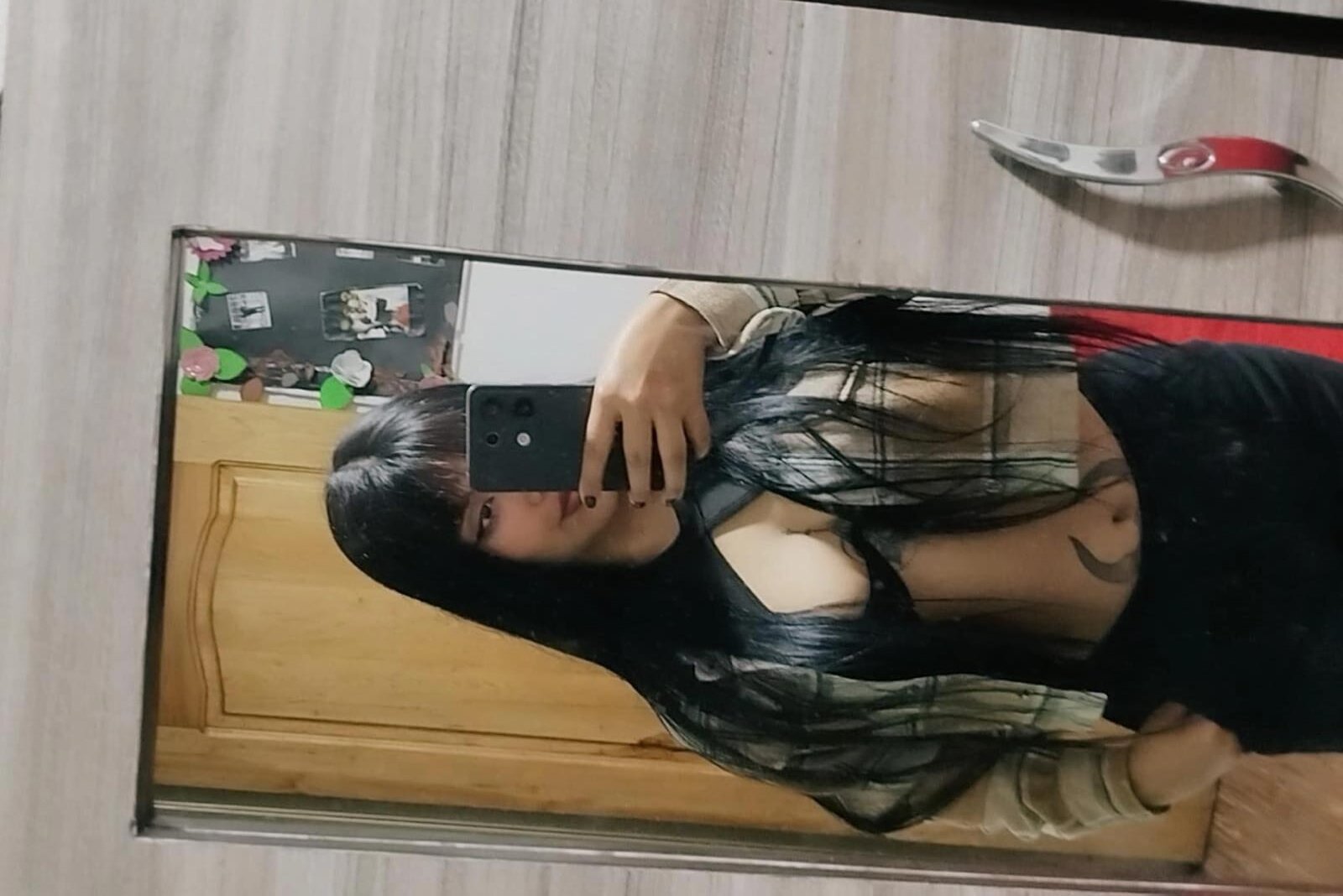lia-777