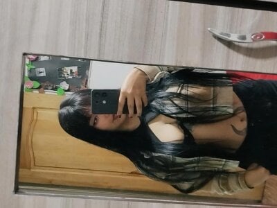 Lia-777