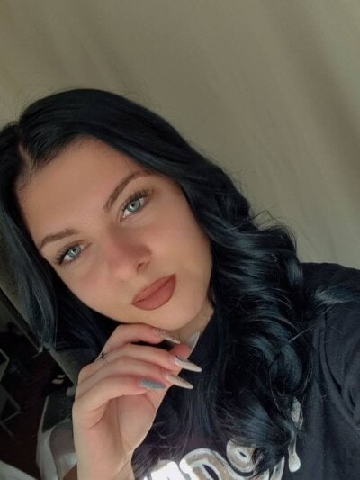 Serenavibe Female Smoke Free Cam XXX