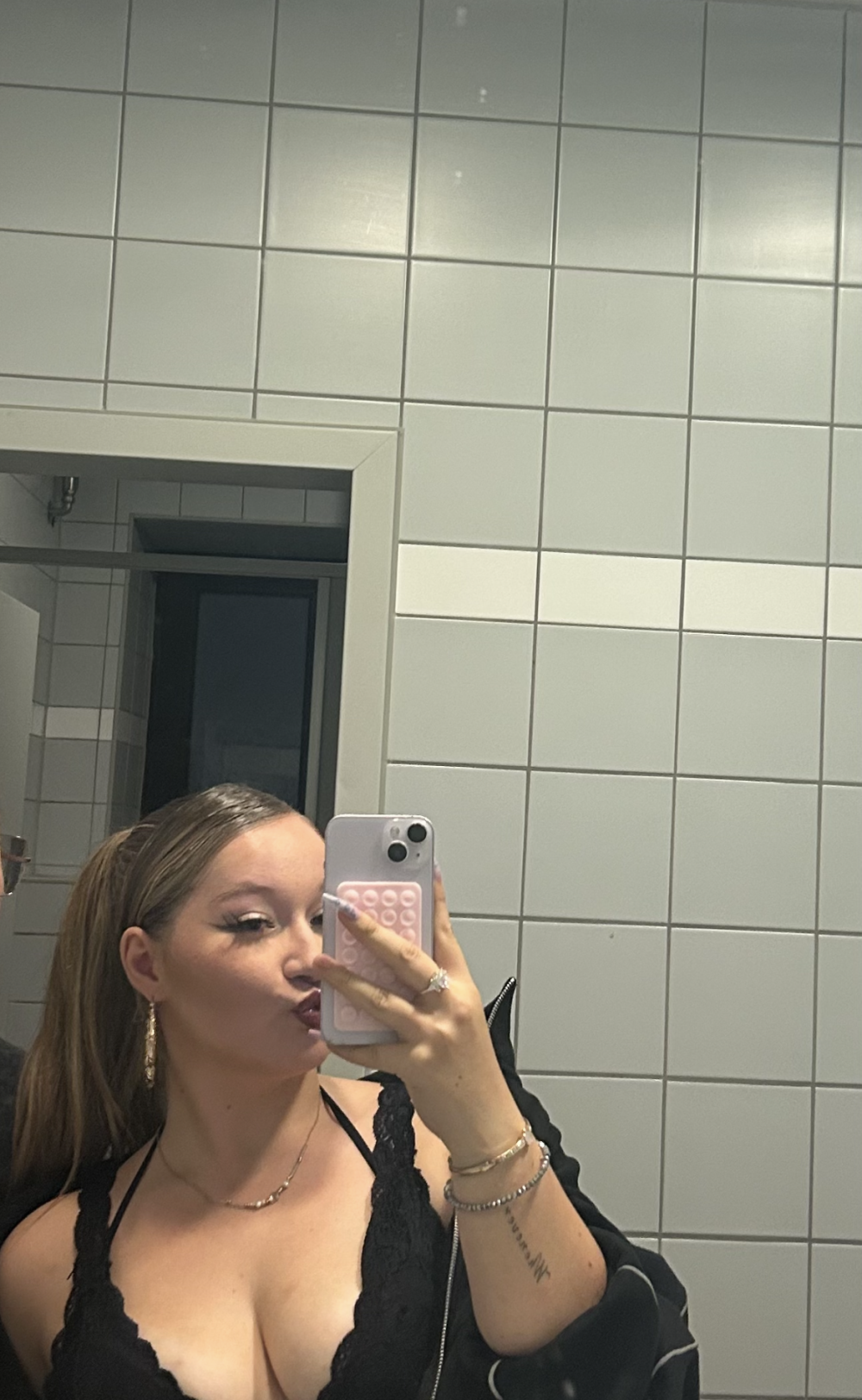 mellixxa's Offline XXX Chat