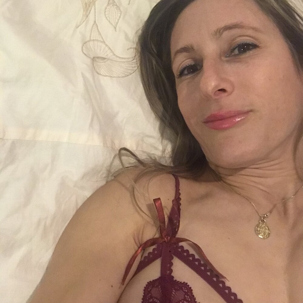 Live sex webcam photo for MsSamantha #289947513